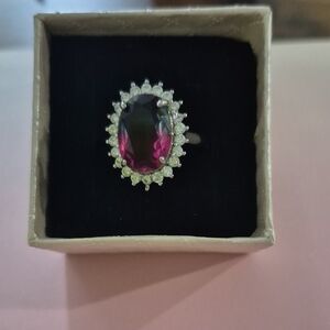 Elegant Silver and Pink Gemstone Ring